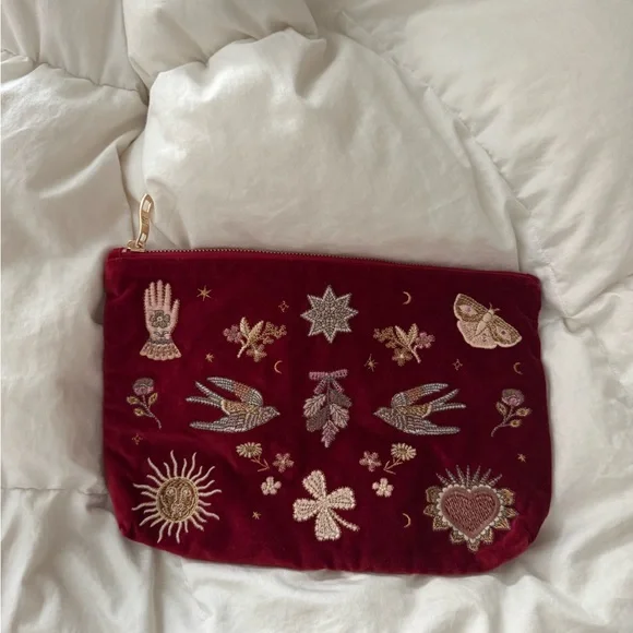 Rare Elizabeth Scarlett everyday pouch NWOT - Picture 1 of 2